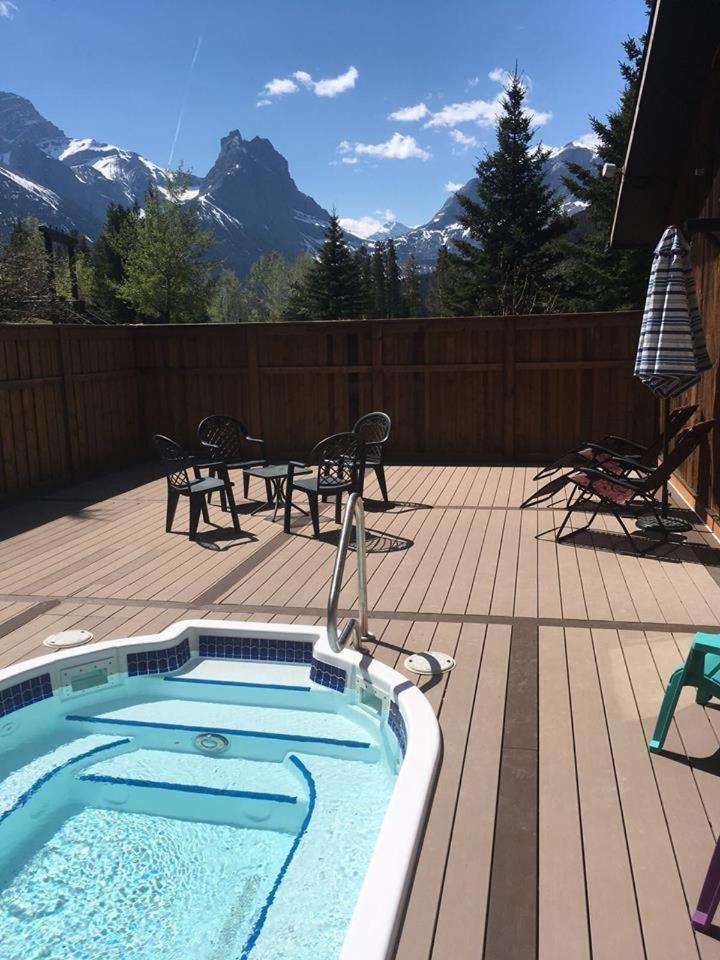 Banff Gate Mountain Resort Canmore Dış mekan fotoğraf