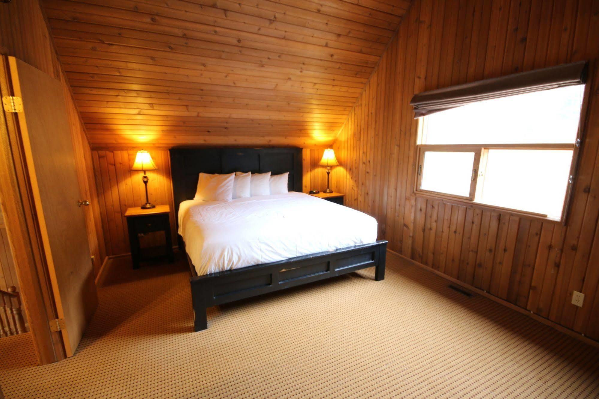Banff Gate Mountain Resort Canmore Dış mekan fotoğraf
